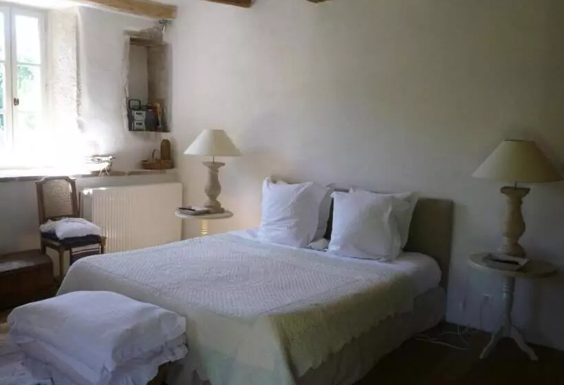 Aamiaismajoitus (B&B) Le Mas De Laval