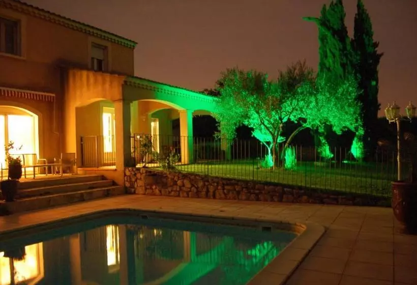 ベッドアンドブレックファースト Les Chambres D'hôtes D'eloïse, Piscine Privée