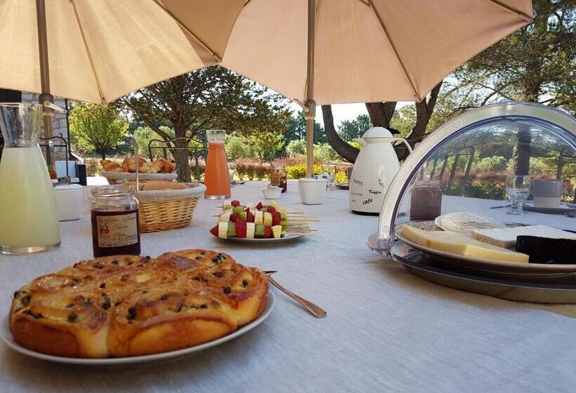 住宿加早餐  Les Mazets Du Luberon