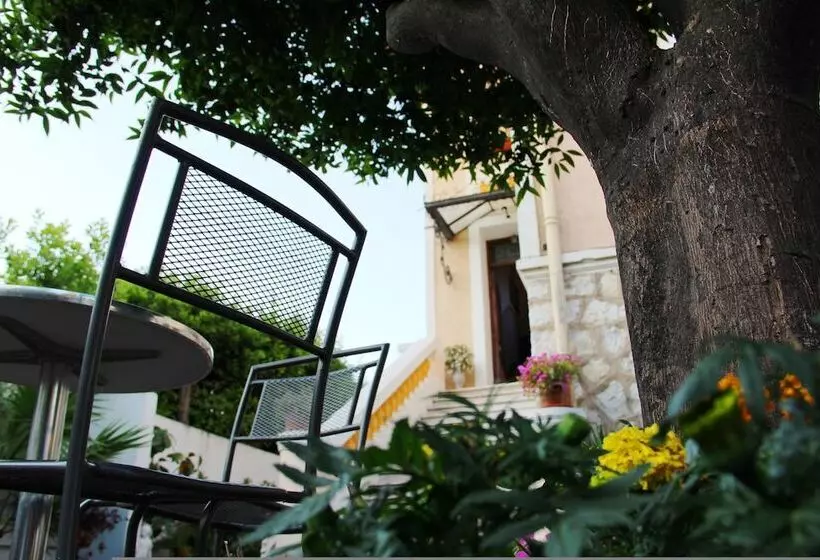 تختخواب و صبحانه Villa Mon Rêve Apartements