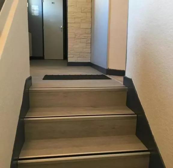 ホテル A L Orée Du Bois