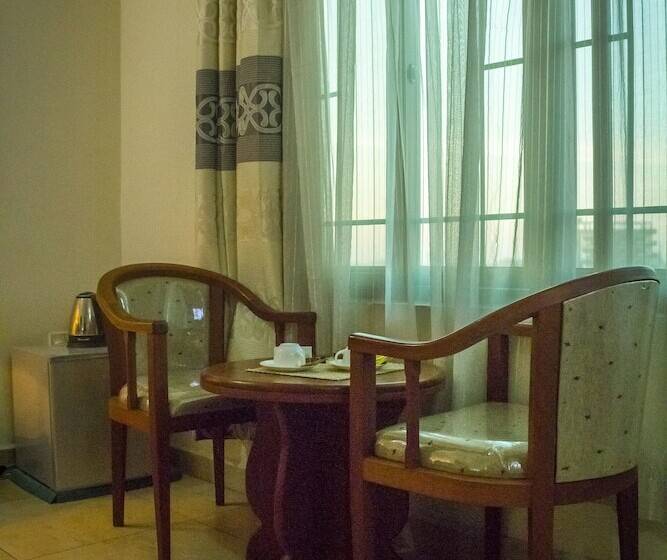 هتل Abc Travellers