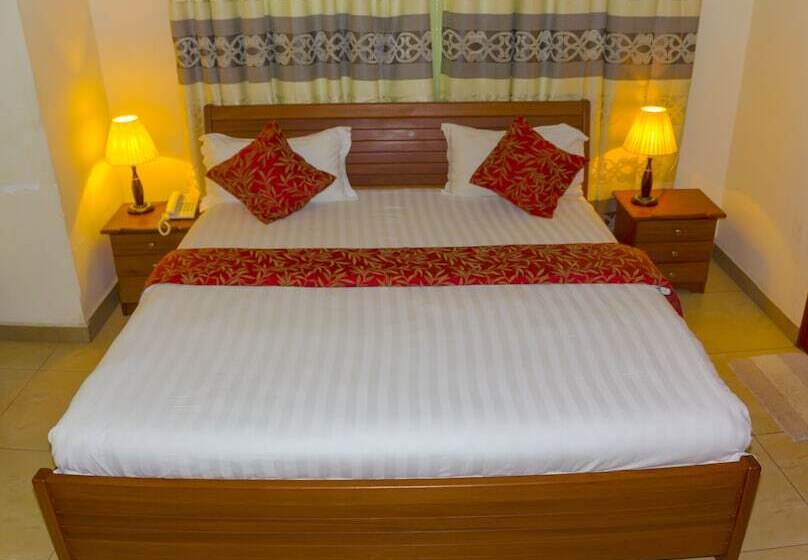 هتل Abc Travellers