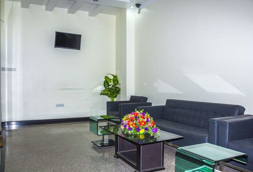 هتل Abc Travellers