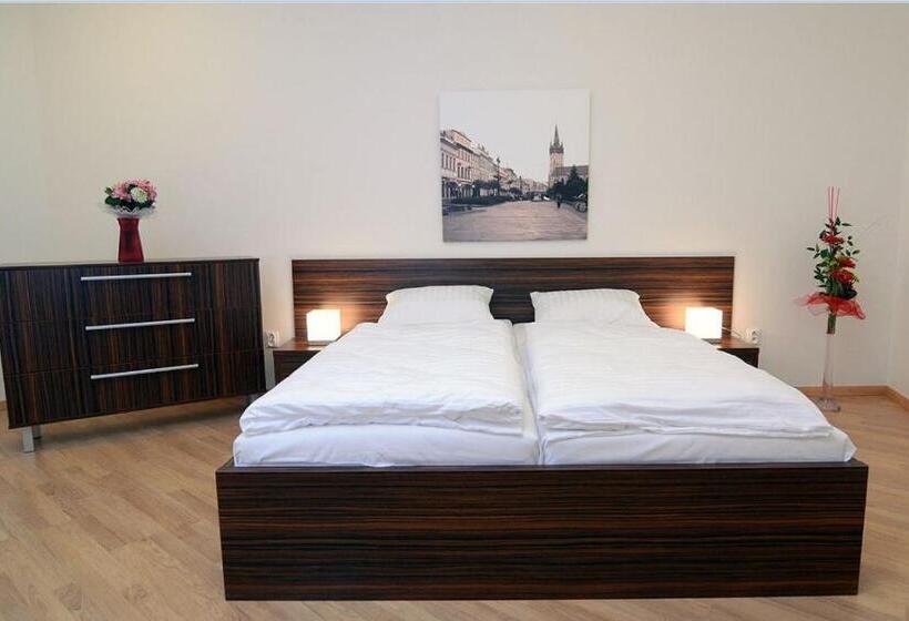 בית מלון כפרי Bélier