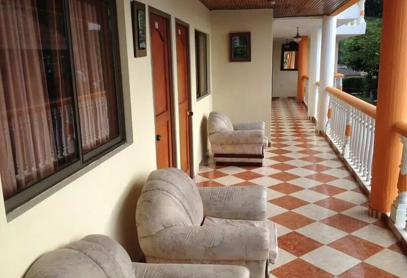Hotelli Caribe La Vega