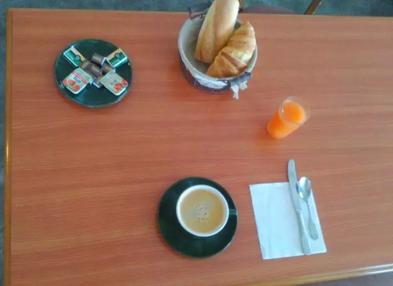 ホテル Hôtel La Jetée Sud