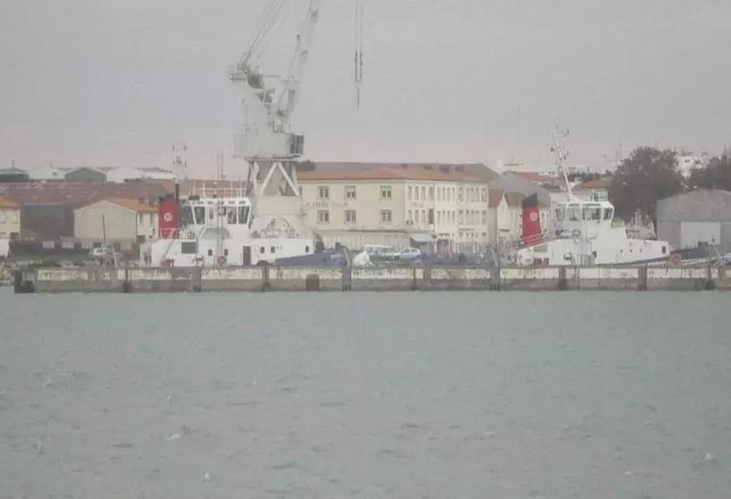 ホテル Hôtel La Jetée Sud
