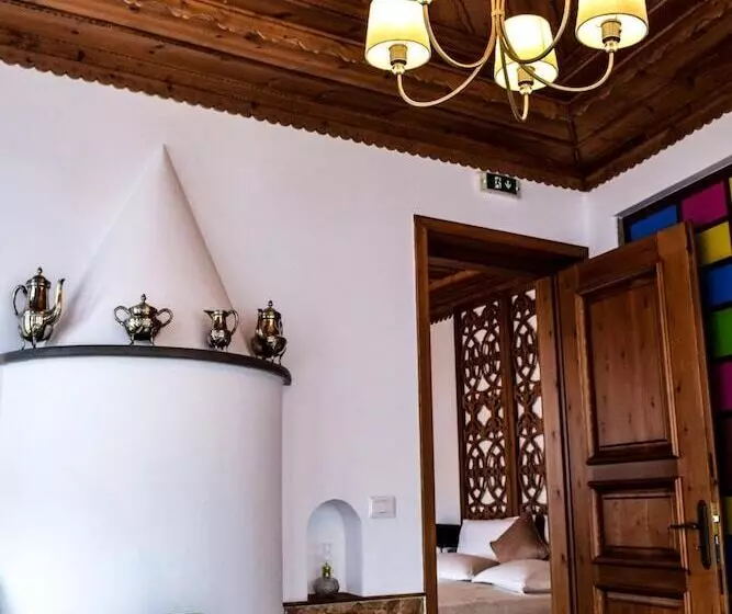 هتل Kodra