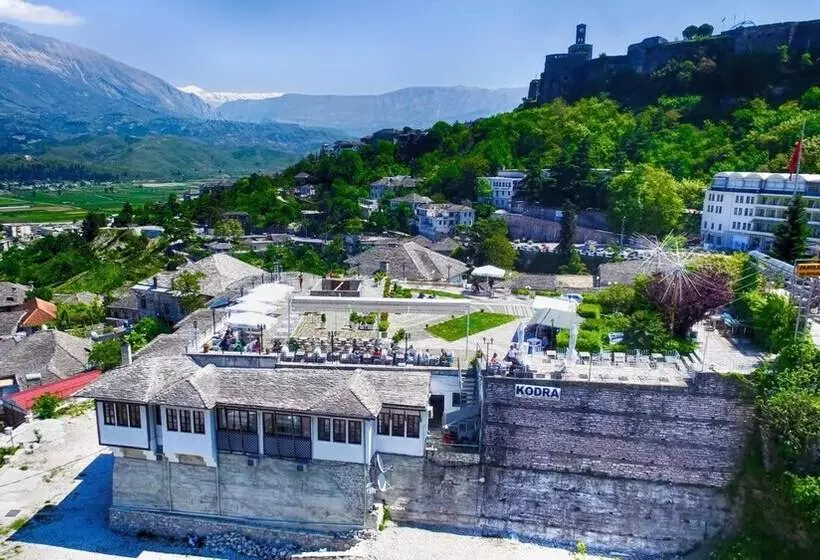 هتل Kodra