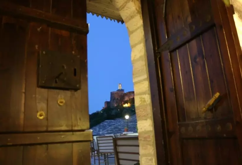 هتل Kodra