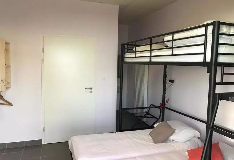 هتل L Hôtel Des Bois Verts