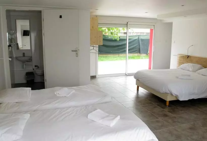 هتل L Hôtel Des Bois Verts