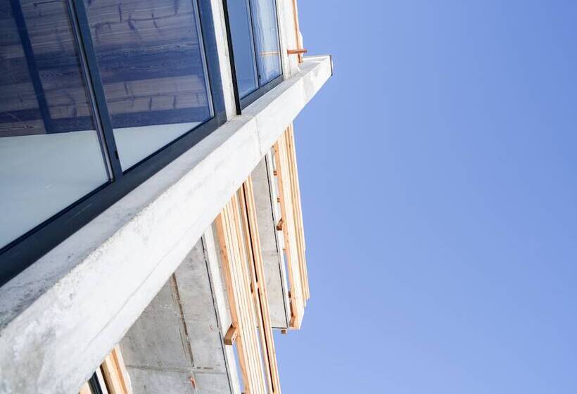 هتل Névalhaia Le Chalet