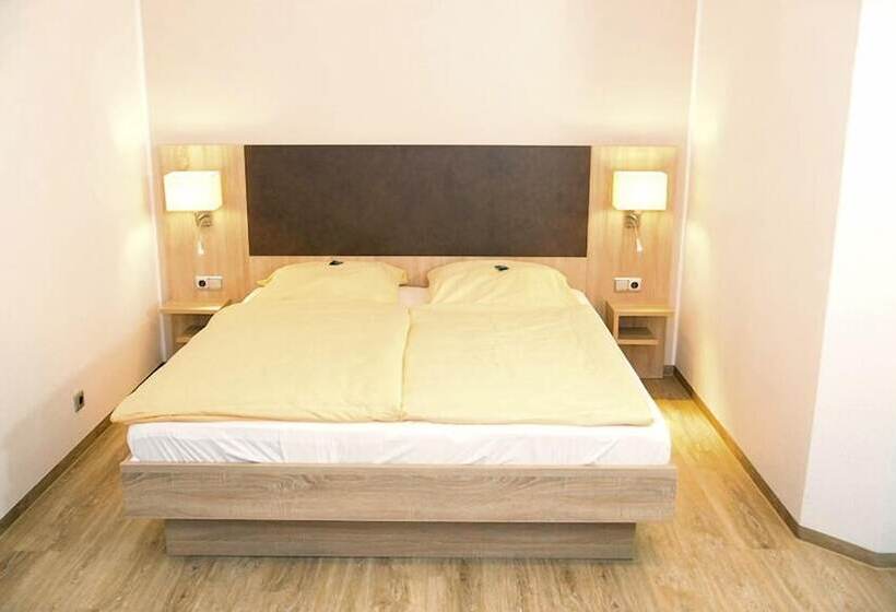 فندق Restaurant Lutkebohmert