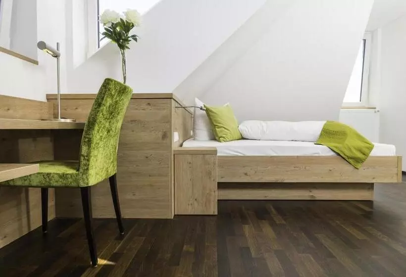 Hotelli Rheingold