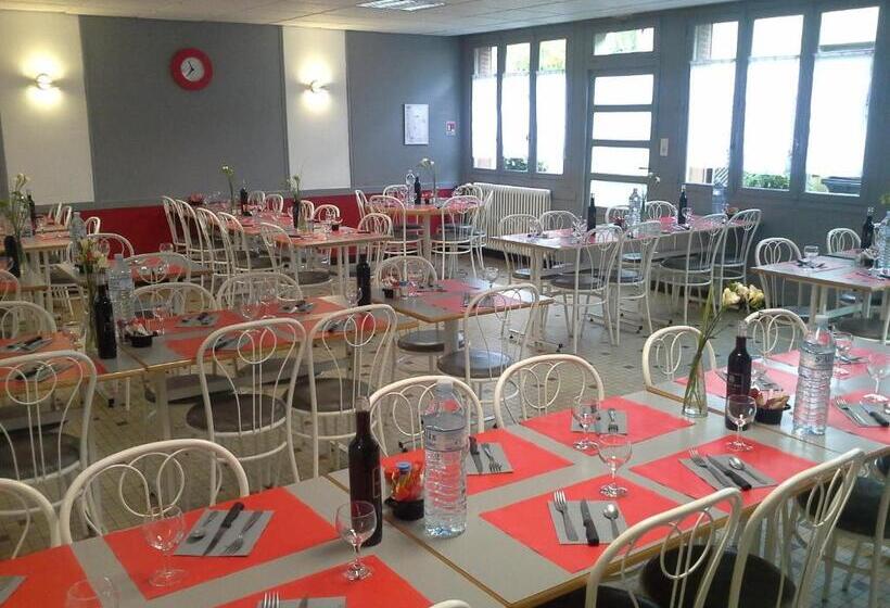 בית מלון כפרי Set A Table