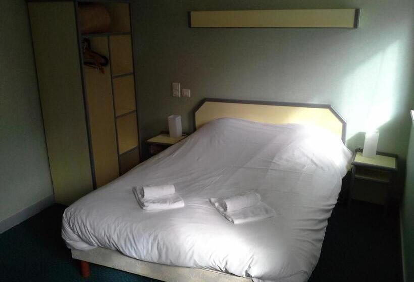 בית מלון כפרי Set A Table