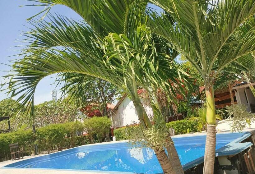 Otel The Hip Resort @ Phi Phi