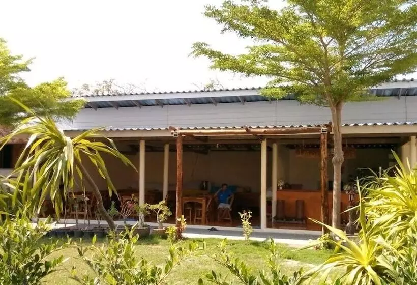 Hotel The Hip Resort @ Phi Phi