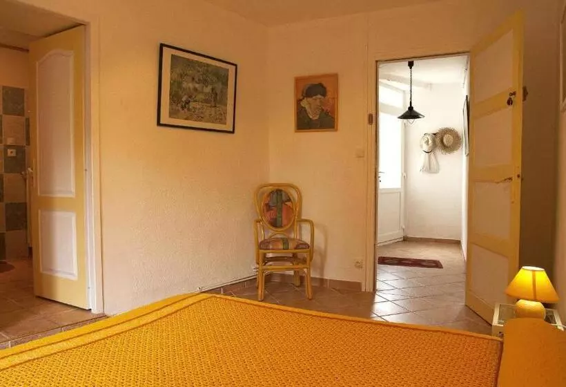 Moulin De Cornevis Bed And Breakfast