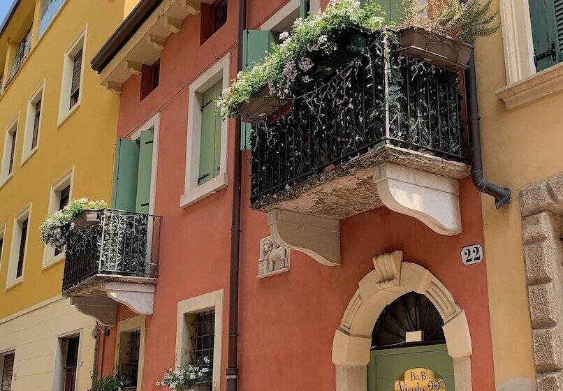 تختخواب و صبحانه Bb Vicolo 22