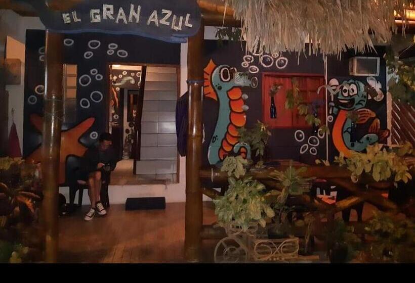 Hostel El Gran Azul Olon