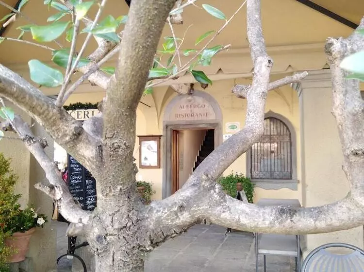 ホテル Albergo Giovanni Da Verrazzano