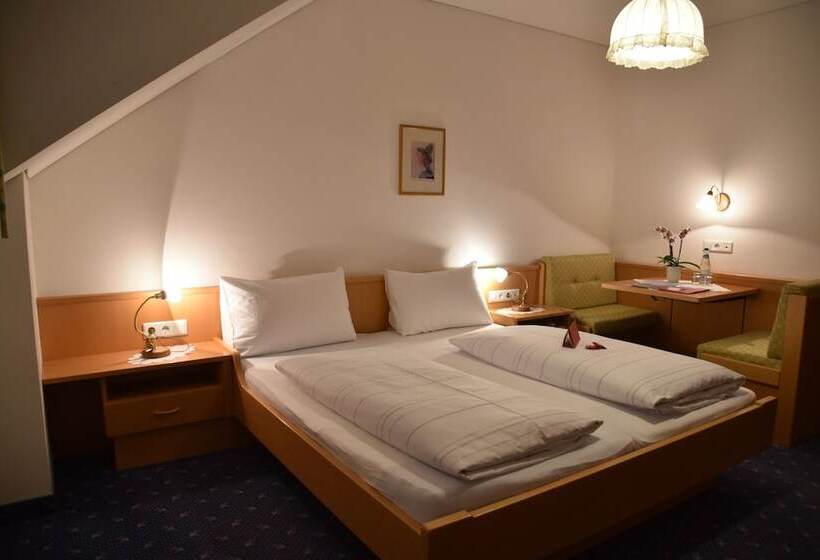 בית מלון כפרי Angerburg Blumen