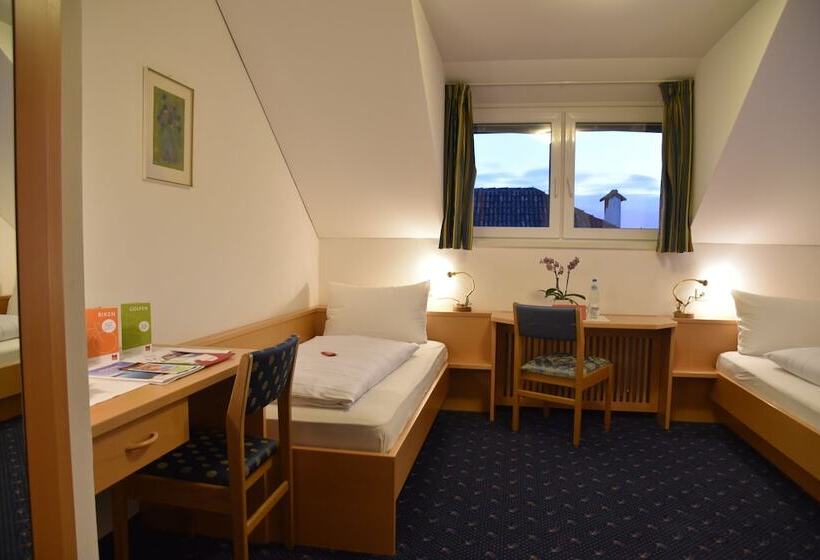 בית מלון כפרי Angerburg Blumen