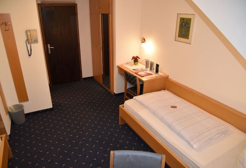 בית מלון כפרי Angerburg Blumen