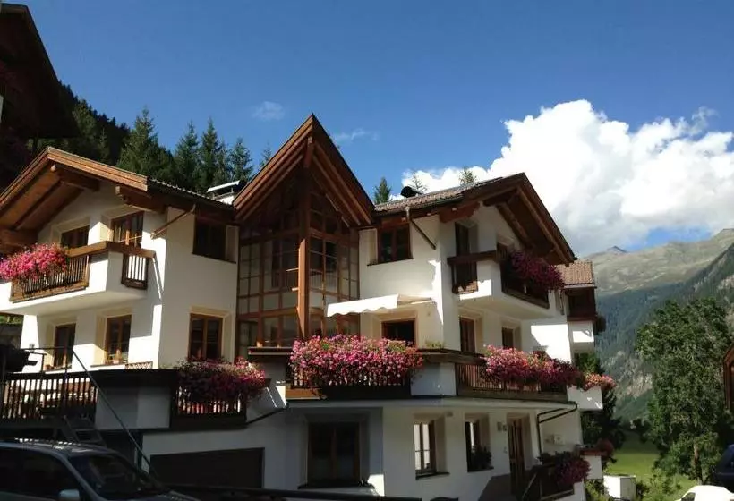 هتل Apart Christa