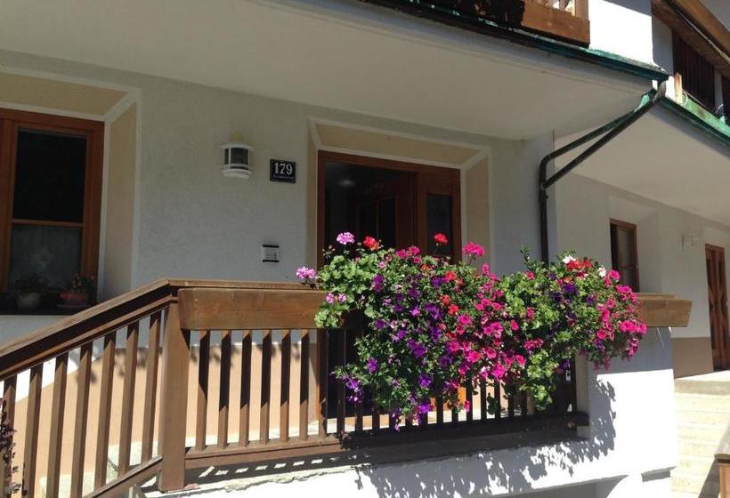 ホテル Apart Christa