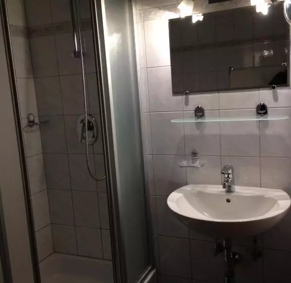 هتل Apart Christa