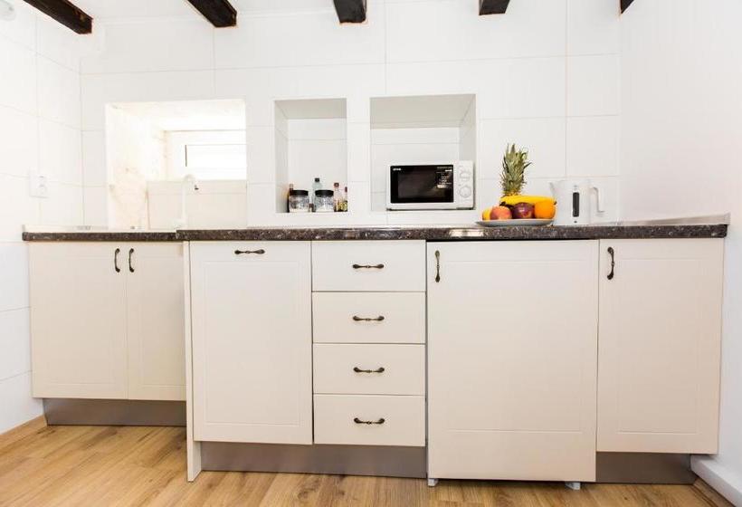 Отель Apartments Santa Maria