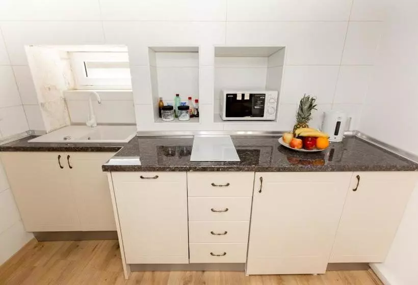 هتل Apartments Santa Maria