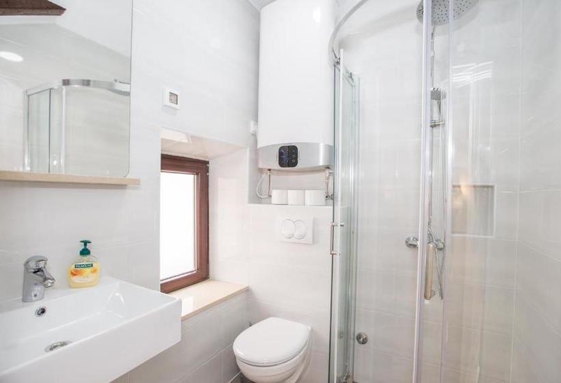 Отель Apartments Santa Maria