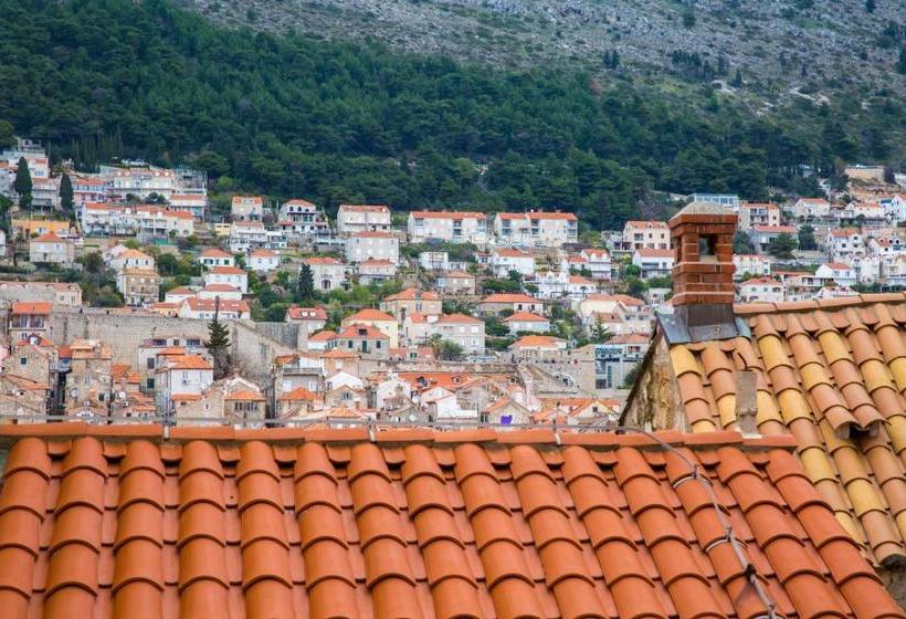 Отель Apartments Santa Maria