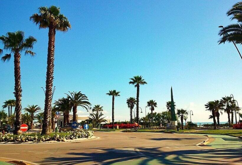 هتل Centro Vacanze Domus M.g