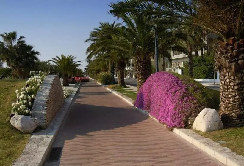 هتل Centro Vacanze Domus M.g