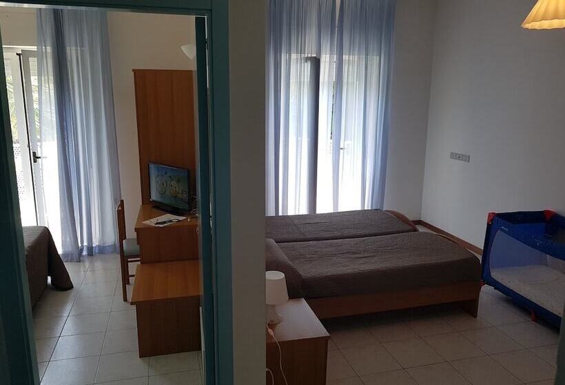 هتل Centro Vacanze Domus M.g