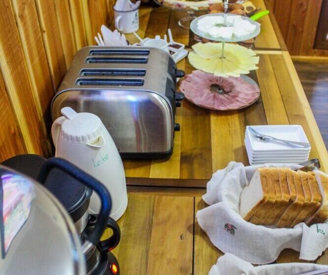 ホテル Entre Tilos