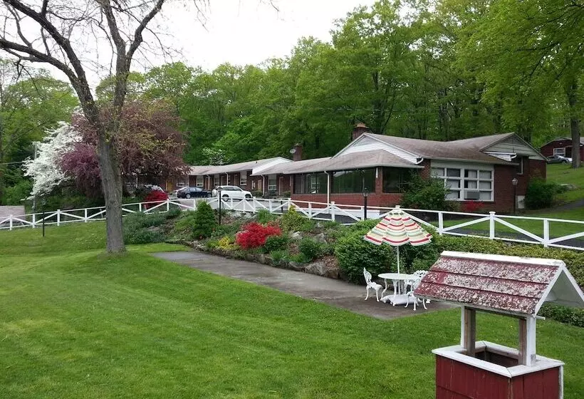 ホテル Heidi's Inn
