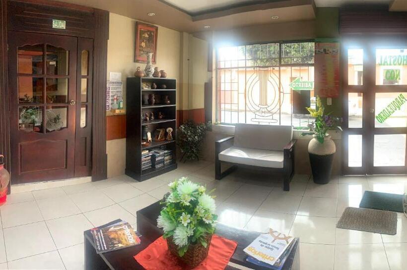 בית מלון כפרי Hostal Jora Continental