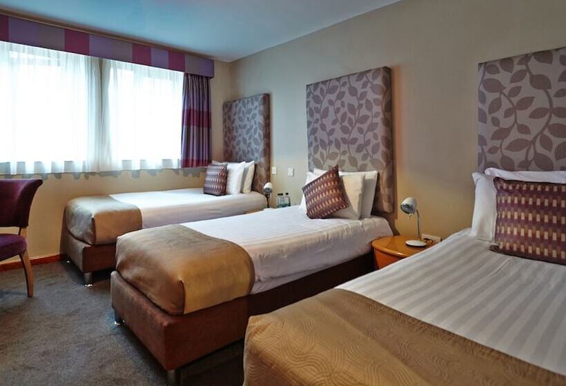 בית מלון כפרי Kingfisher Townhouse