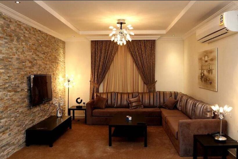 ホテル Loren Serviced Apartment Alslamah