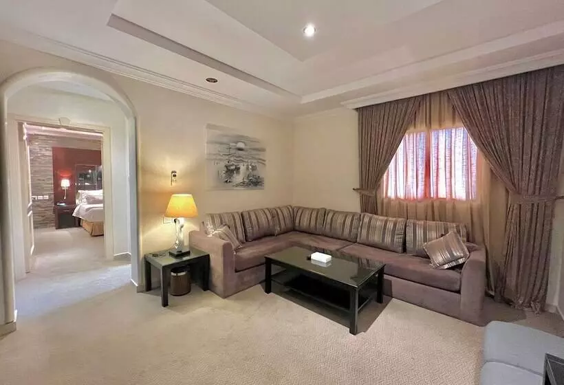 ホテル Loren Serviced Apartment Alslamah