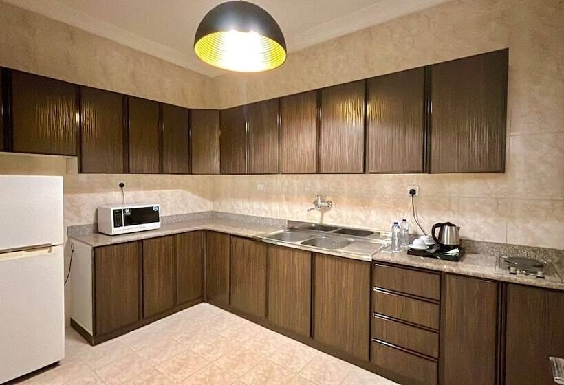 ホテル Loren Serviced Apartment Alslamah