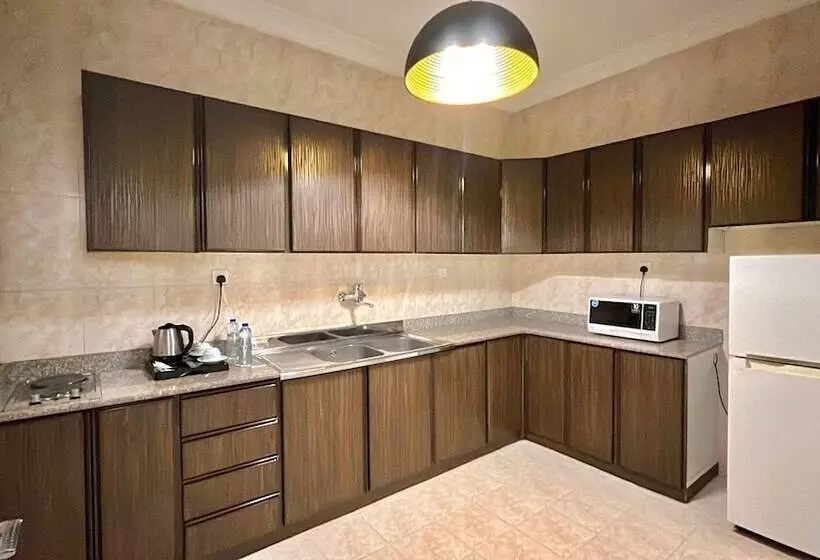 ホテル Loren Serviced Apartment Alslamah