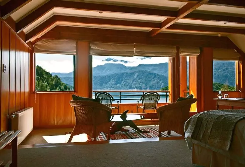 ホテル Puyuhuapi Lodge & Spa